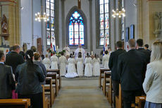 Feier der 1. Heiligen Kommunion in Sankt Crescentius (Foto: Karl-Franz Thiede)